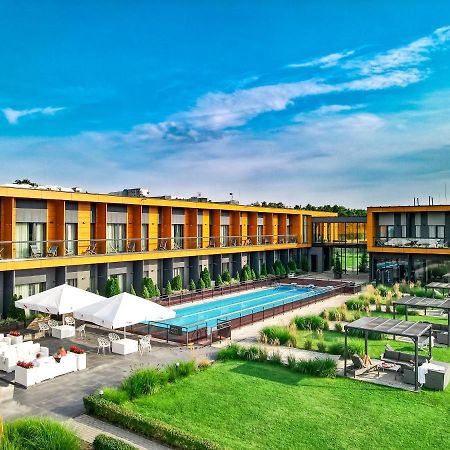 Hotel Bonifacio Spa&Sport Resort Sochocin Экстерьер фото