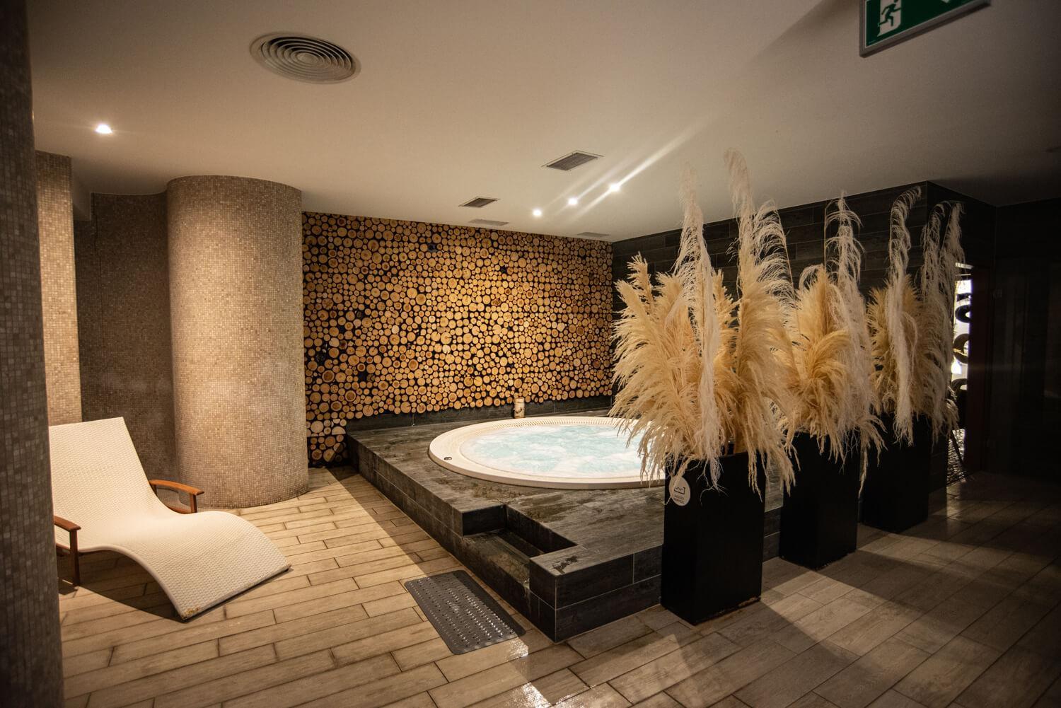 Hotel Bonifacio Spa&Sport Resort Sochocin Экстерьер фото